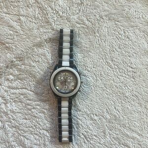 Invicta Woman’s Ceramicic Swiss Made Chronometer Silver Watch Model No. 5298